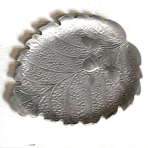 Titanium Leaf-Shaped Acorn Decorative Tray Antique Small Space Minimalist Decor